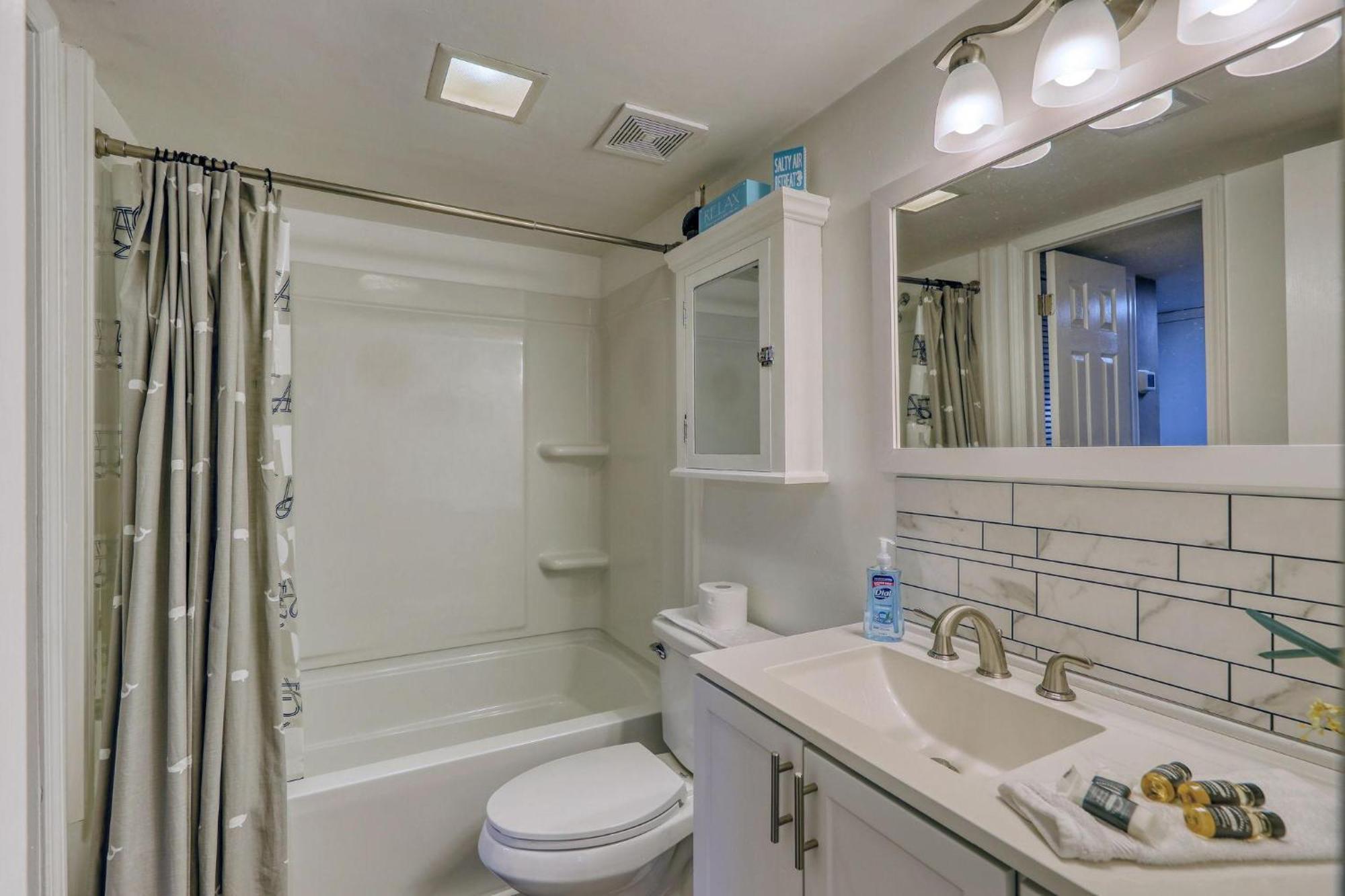 Villa 5905 S Kings Hwy, 4203 - Ocean Walk Sleeps 4 à Myrtle Beach Extérieur photo