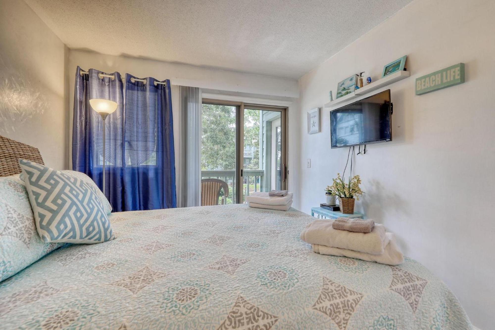 Villa 5905 S Kings Hwy, 4203 - Ocean Walk Sleeps 4 à Myrtle Beach Extérieur photo